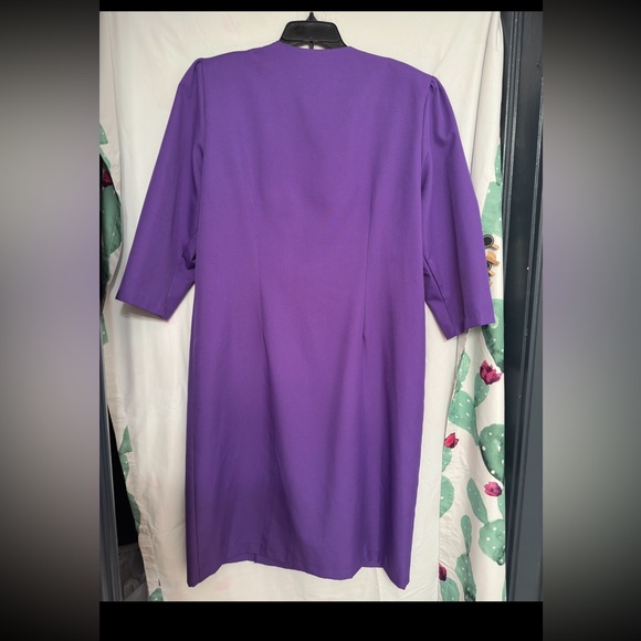 Vintage Ashley & Me Women’s Purple Lace neckline Button Up Dress Size 16 - Picture 11 of 15